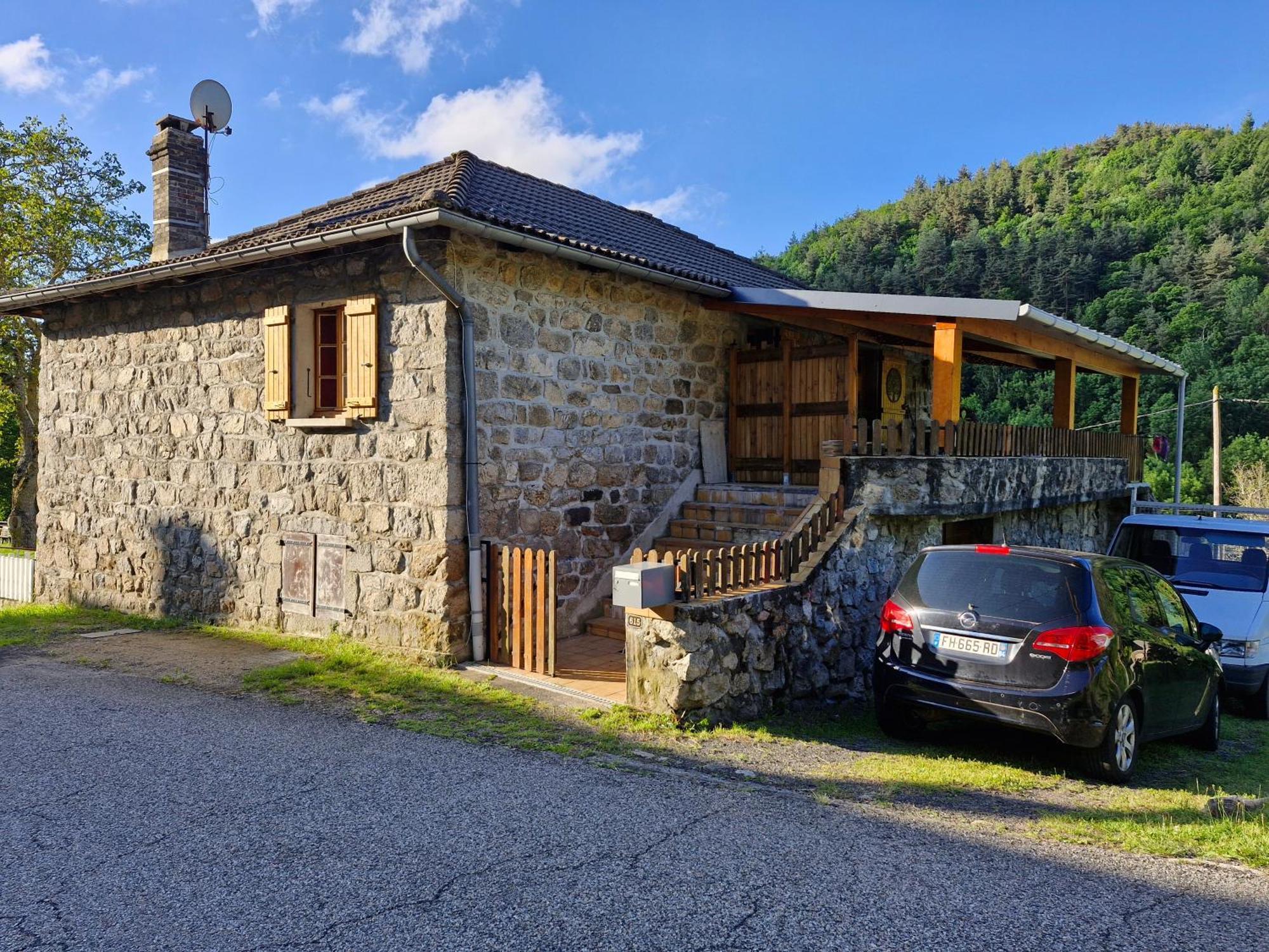 La Maison Des Lucioles Saint-Julien-Boutieres Luaran gambar